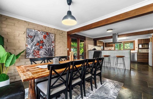 Summertown House | Large Modern Organic Bali-Inspired family Retreat