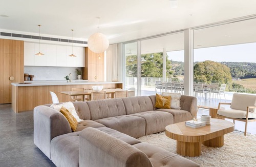 Myocum House | Las Palmas - luxury hinterland estate with pool