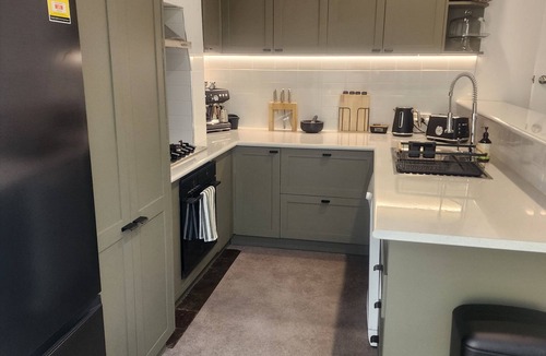 South Launceston House | Launceston Retreat - Metwood on Leslie
