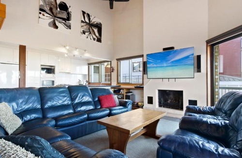 Hotham Heights Apartment | Lawlers 4