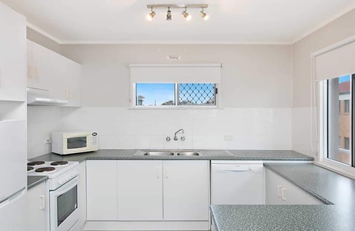 Bilinga Apartment | Legacy 4 - Bilinga North Kirra Beachfront - Min. 3 Night Stays!