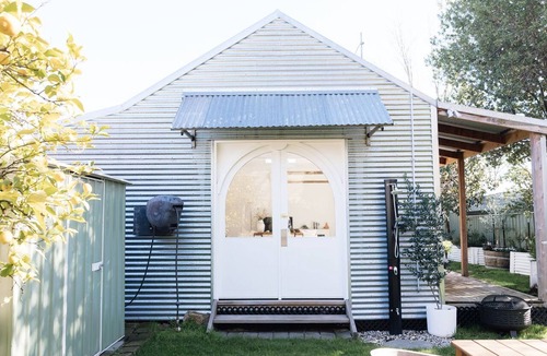 Beechworth Apartment | Lemon Tree Studio - A light filled, luxurious hideaway made for slow mornings & cosy nights