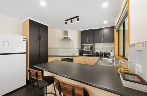 Lenah Valley House | Lenah Valley Hobart Family Home 3 Bedrooms Near City