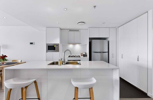Brisbane Central Business District Resort | Level 15 Skytower – 2BR CBD Retreat