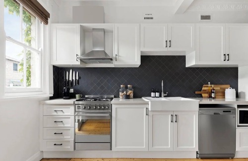 Alexandria House | Light filled designer sanctuary in a thriving village enclave