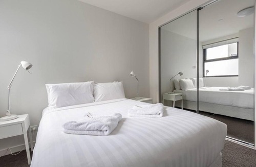 Hawthorn Apartment | Light-Filled, Stylish Living in Diverse Hawthorn