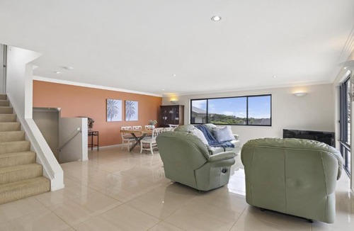 Emerald Beach House | Lighthouse at Emerald Beach - Ocean Views, walk to beach