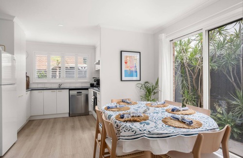 Aspendale House | Lilly Belle - double-storey townhouse