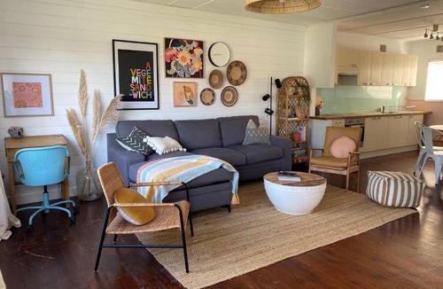 Smiths Beach House | Little Blue Shack