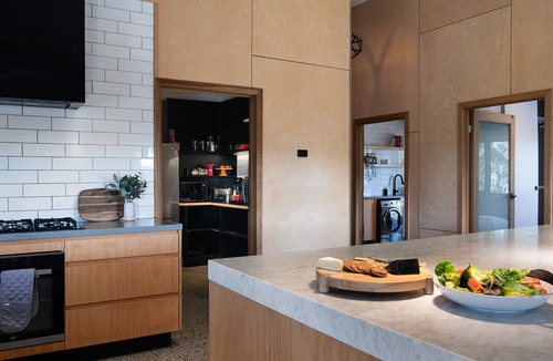 Glenlyon House | Loddon Paddock - Eco Country Retreat