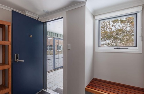 Perisher Valley Apartment | Lodge Chalet 14 - Luxury 3 bedroom Lodge Chalet.