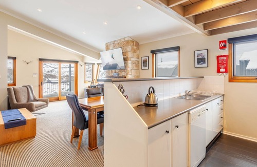 Perisher Valley Apartment | Lodge Chalet 15 - This two storey apartment offers three bedrooms