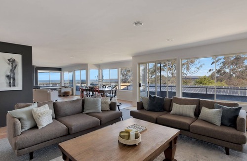 Merimbula House | Lontano - Fabulous Views