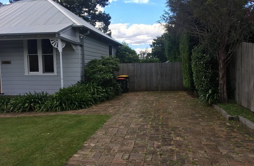 Katoomba House | Lovely, Spacious Cottage Just a 5 min Walk to Town