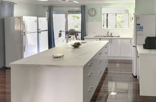 Nelly Bay House | Ludbrookes