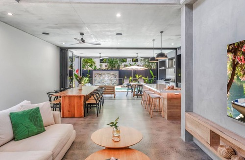 Palm Cove House | Luna Palm Cove