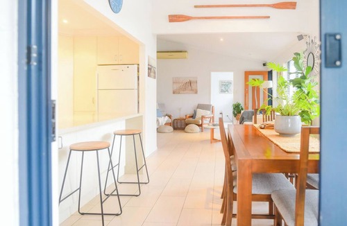 North Creek House | Lush Oasis in Downtown Lennox