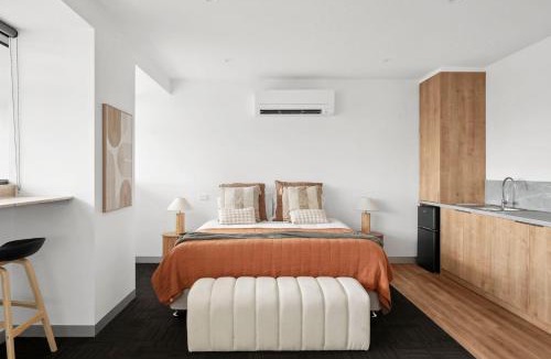 Geelong Hotel | Lux on Yarra by Regional Escapes