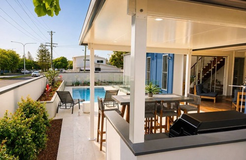 Dicky Beach House | Luxurious Poolside Coastal Escape