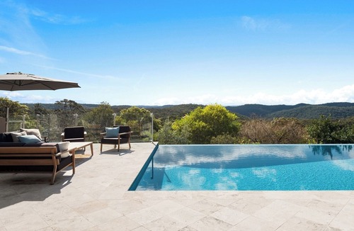 Terrey Hills House | Luxurious Resort Style Escape plus pool and tennis court