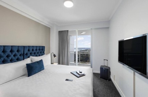 Bondi Junction Apartment | Luxury 2-Bedroom Harbour Suite Near Bondi Beach Sydney