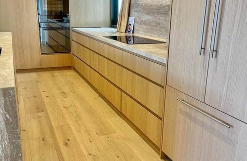 Kangaroo Point Apartment | Luxury 2BR Apt, Pool, Parking, Skye Kangaroo Pt