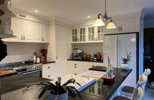 Dee Why House | Luxury 4 bedroom house