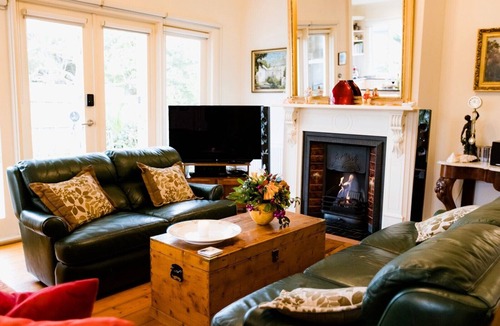Point Lonsdale House | Luxury Accessible Coastal Retreat for Families, Friends & Golf Getaways