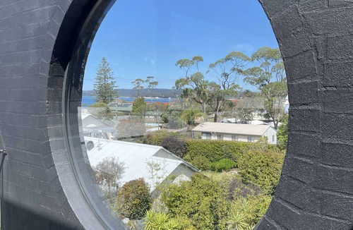 Hyams Beach House | Luxury Beach House - Stay 2 nights and get 1 night FREE T & C's apply