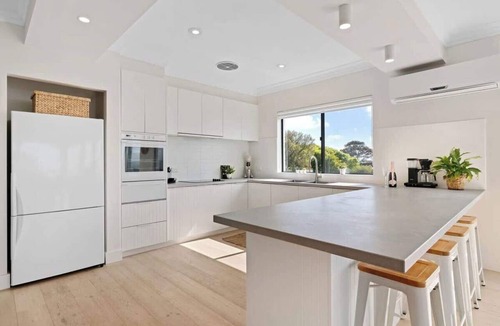 Mount Martha House | Luxury Entertainer - Bay Views, Infinity Pool
