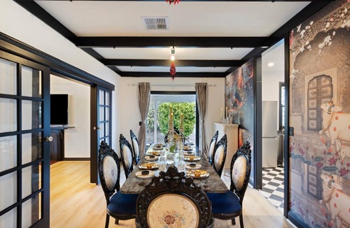 Dover Gardens House | Luxury Glam Pool Retreat Near Glenelg Beach-sleeps 10