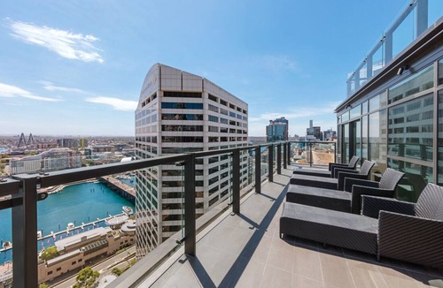 Darling Harbour Apartment | LUXURY THREE BEDROOM PENTHOUSE WITH TERRACE AND STUNNING SYDNEY CITY VIEWS