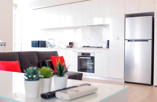 North Melbourne Apartment | Luxury Unit next to Melbourne CBD Free Parking