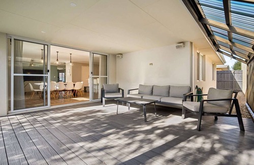 Halls Head Apartment | Luxury Waterfront 5-Bed Family Home Near Mandurah