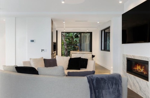 Kyle Bay House | Luxury Waterside Home Sanctuary