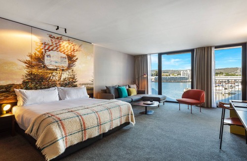Sullivan's Cove Hotel | MACq 01 Hotel