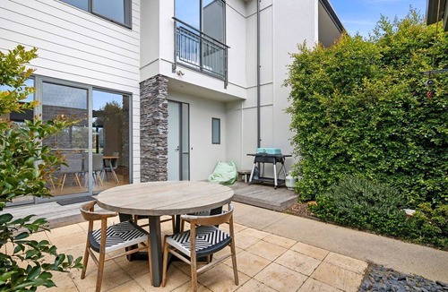 Torquay House | Magic Driftwood