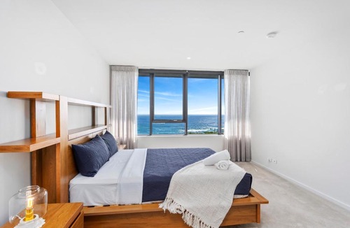 Palm Beach Apartment | Magnoli - Hosted by Burleigh Letting
