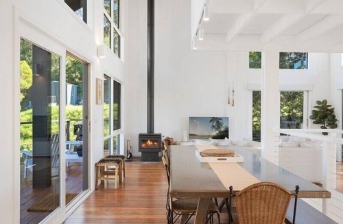 Tathra House | Maisie's by Holiday Management Co.