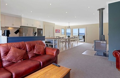 Marengo House | Majestic Views