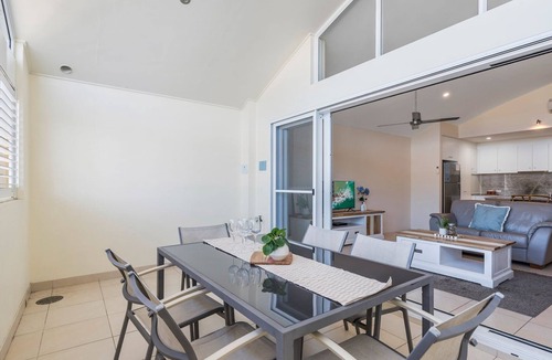 South Evans Head Apartment | Malibu Apartments Unit 1 and 2 - 5 Oak Street