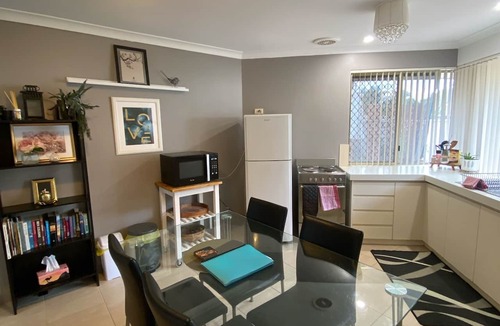 Greenfields House | MANDURAH 2 BR HOUSE |Secure & Private-Great Value!