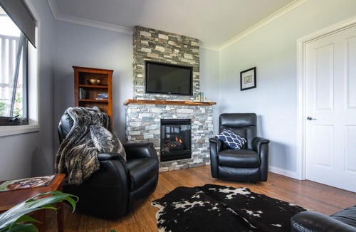 West Kentish Ski Chalet | Manna Hill Farm