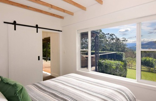 Kangaroo Valley House | Maple Cottage - Gorgeous character filled cottage