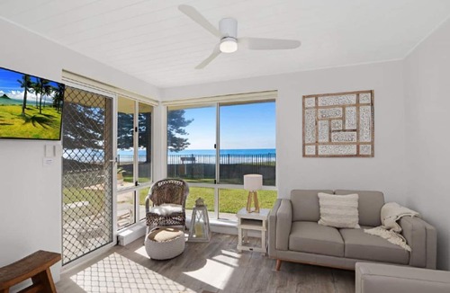 Avoca Beach Apartment | Marese 1 - Groundfloor Beachfront Unit