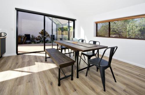 Margaret River House | Margaret River Bungalow-2-middle - pet friendly
