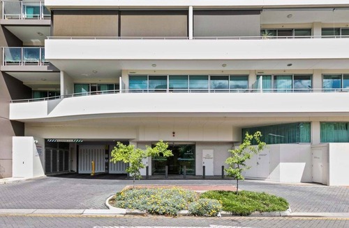 Glenelg Resort | Marina Vista
