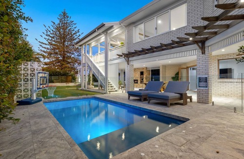 Kingscliff House | Marine Beach House @ 252