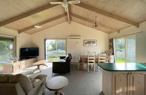 Cape Paterson House | Marine Escape