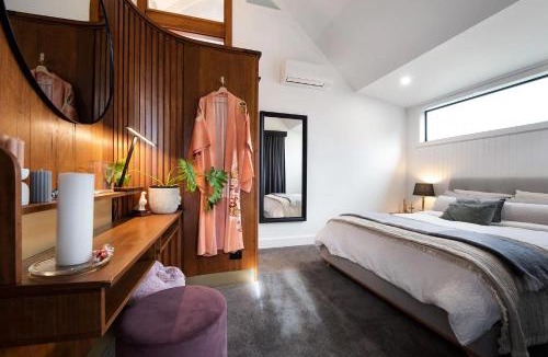 Shepherds Flat House | Marnies
